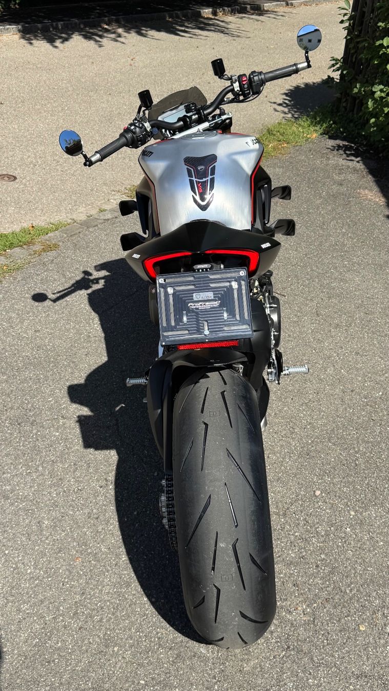 Ducati Strada: Ducati Streetfighter V4 SP – Usato da Arlesheim venduto da kmi24 3