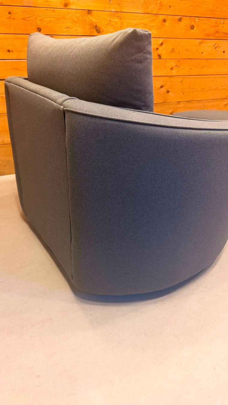 Poltrone: Moderner Drehsessel Lese Sessel mit passendem Hocker in Grau – Usato da Rickenbach ZH venduto da Der-Insider 7