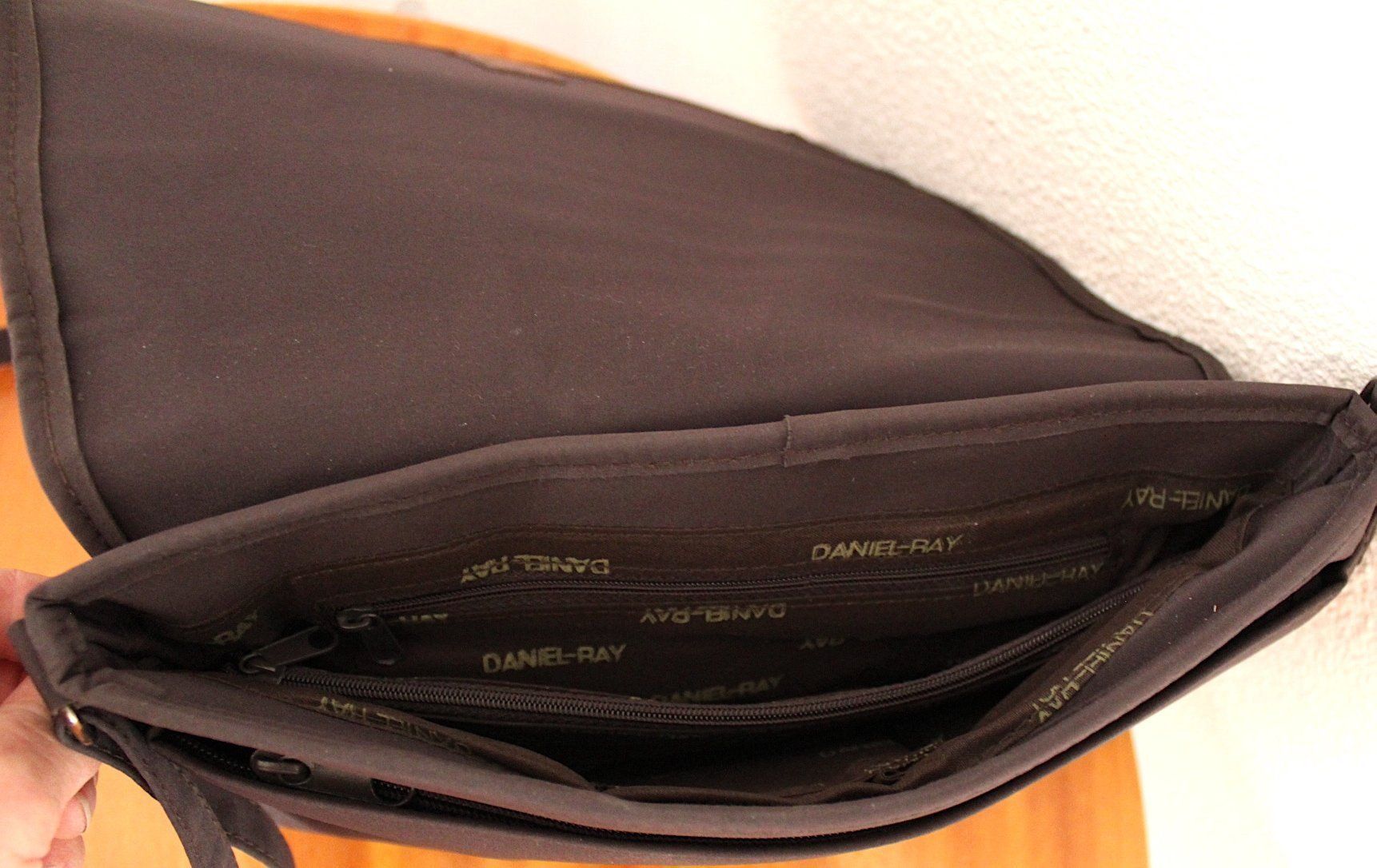 Borse da donna: Ungebrauchte  Damentasche, Fellimitat. – Usato da Locarno venduto da madame-tus-sauds 4