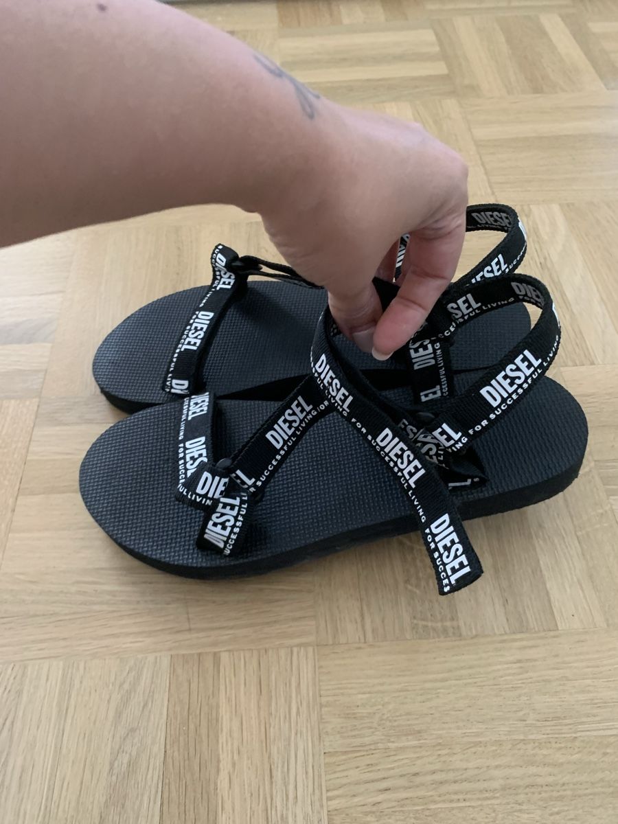 Diesel Scarpe da uomo: Sandali estivi Diesel originali  – Usato da Epalinges venduto da MyVintageWorld 1