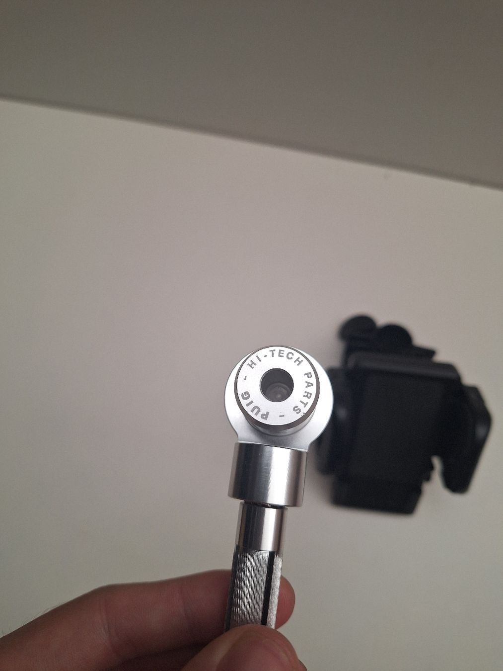 Staffe: Puig Handyhalterung Yamaha R6 – Nuovo (secondo la descrizione) da Fislisbach venduto da captn_mah 1