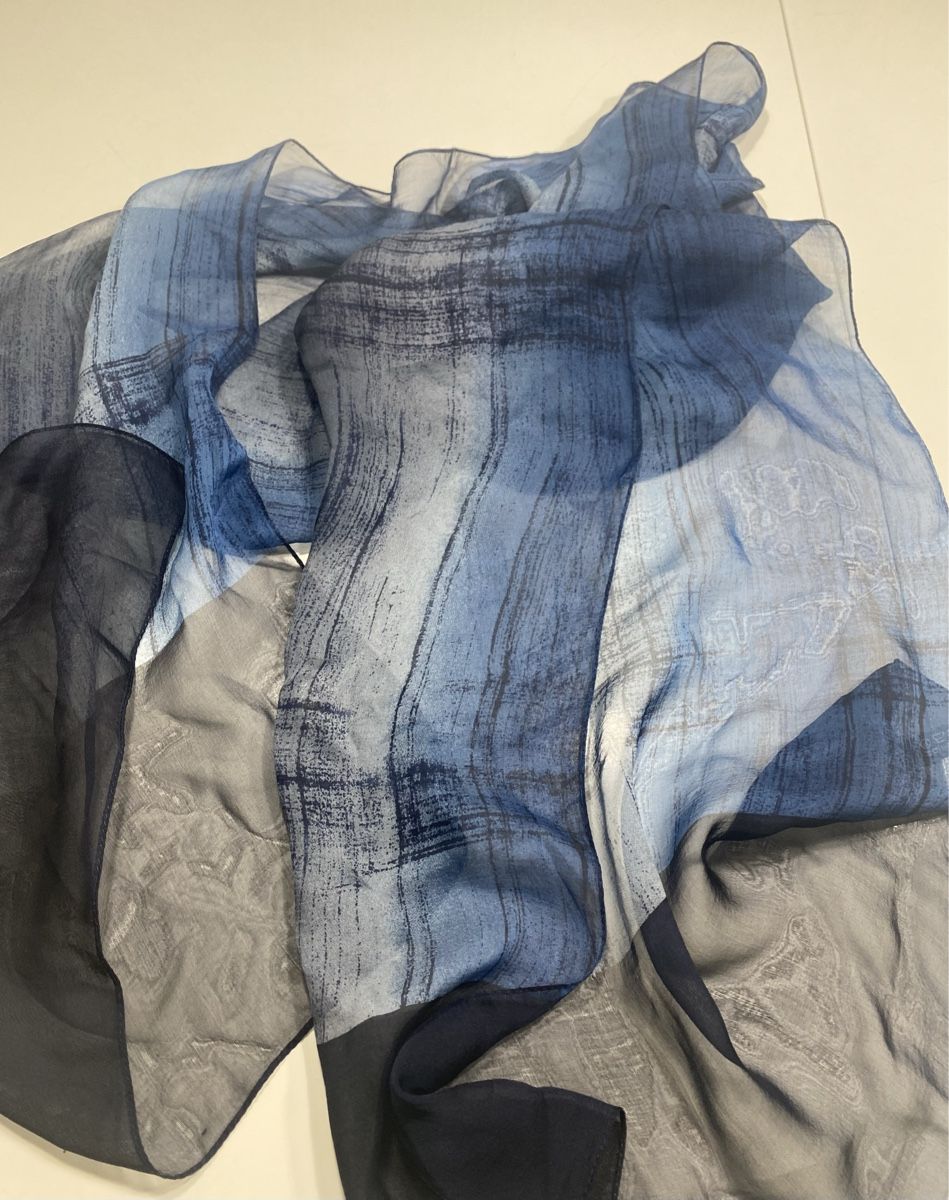 Foulard & Sciarpe: Seiden Schal 🌸 – Usato da Opfikon venduto da Luis144 4