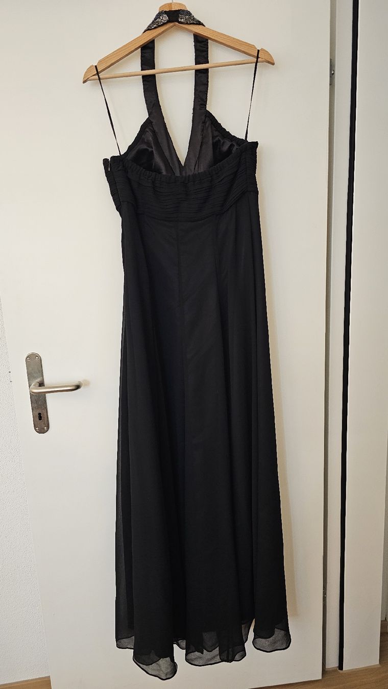 Vestiti: Abendkleid mit Steinen und Neckholder – Usato da Roggwil BE venduto da Melu_12 2