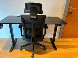 Set Schreibtisch & Ergonomischer Bürostühl - neuwertig