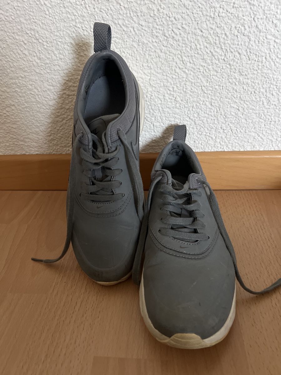 Nike Air Max Thea Damen Sneaker 38 (Gebraucht) in Kriens für