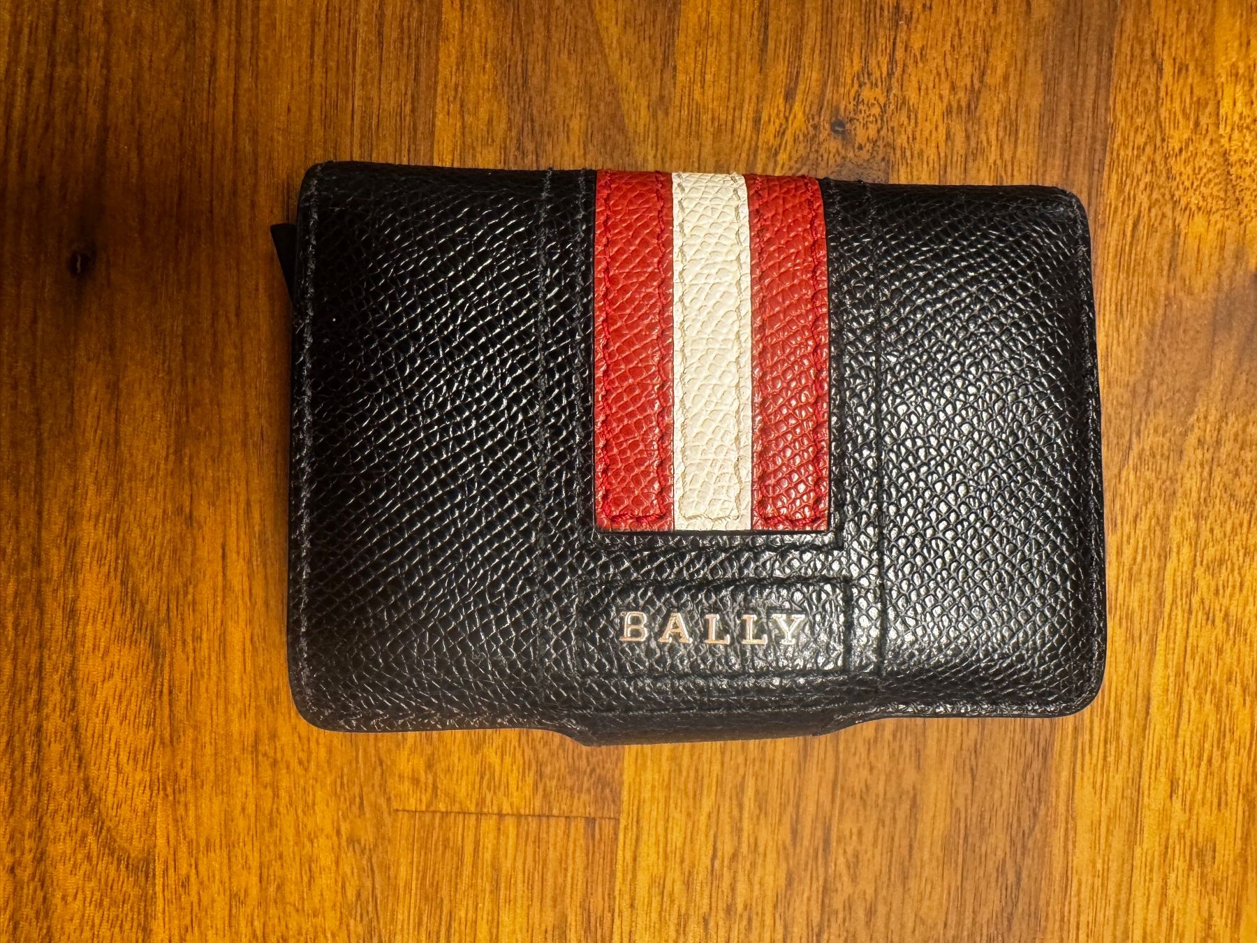 Sonstige Kleidung & Accessoires: Bally Kartenetui schwarz – Gebraucht aus Baar von MoonLanding 2