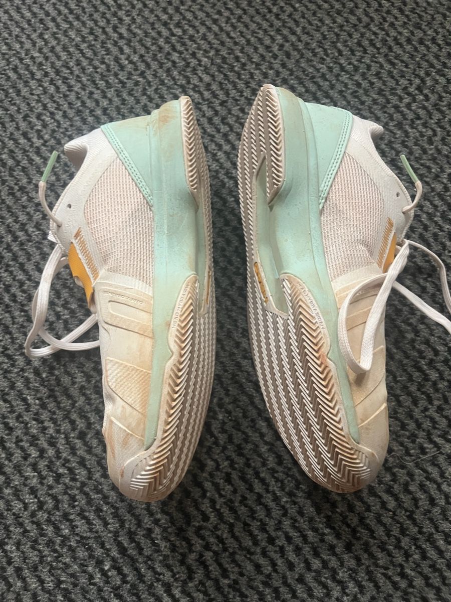 Head Scarpe da donna: Head Tennisschuhe Damen Grösse 40.5 – Usato da Boniswil venduto da Nolutoan13 2