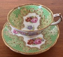 Vintage Paragon „Honiton“ Mint Green Tea Cup & Saucer Duo -