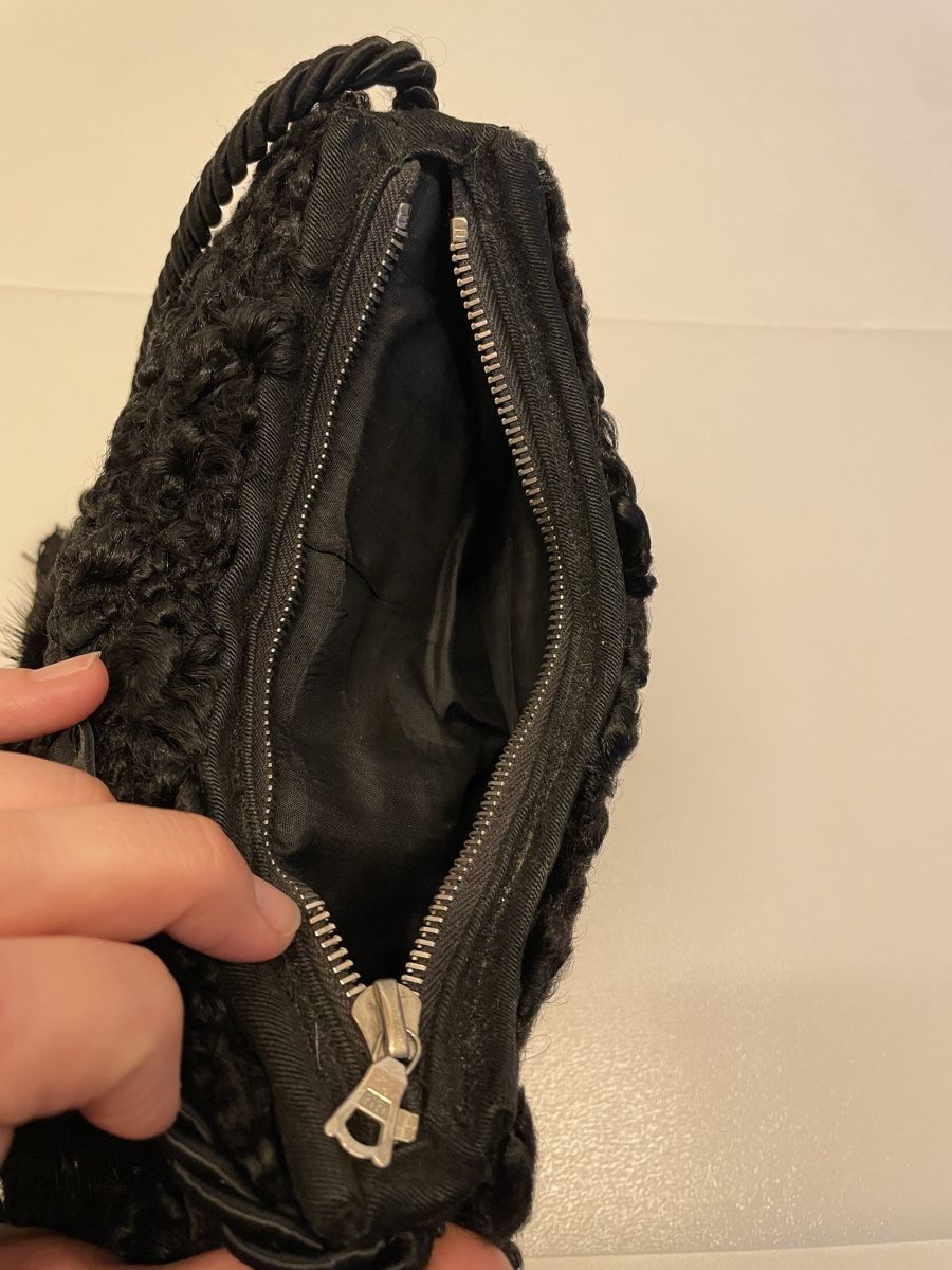Borse da donna: Handtasche antik / Handwärmer / mit Fell – Usato da Rümlang venduto da baselsale1 5