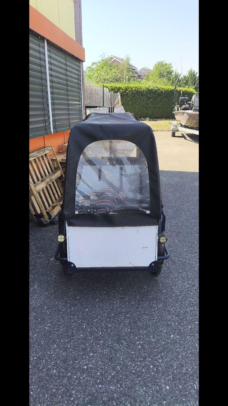 Velos: Vélo cargo électrique avec bâche – Gebraucht aus Yvonand von jmp_2hbr 1