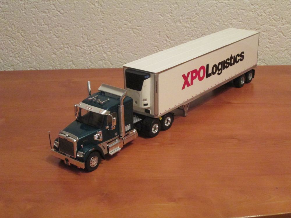 Semi-remorque Freightliner COE + Remorque Maersk – échelle 1:43 – Ixo/Altaya