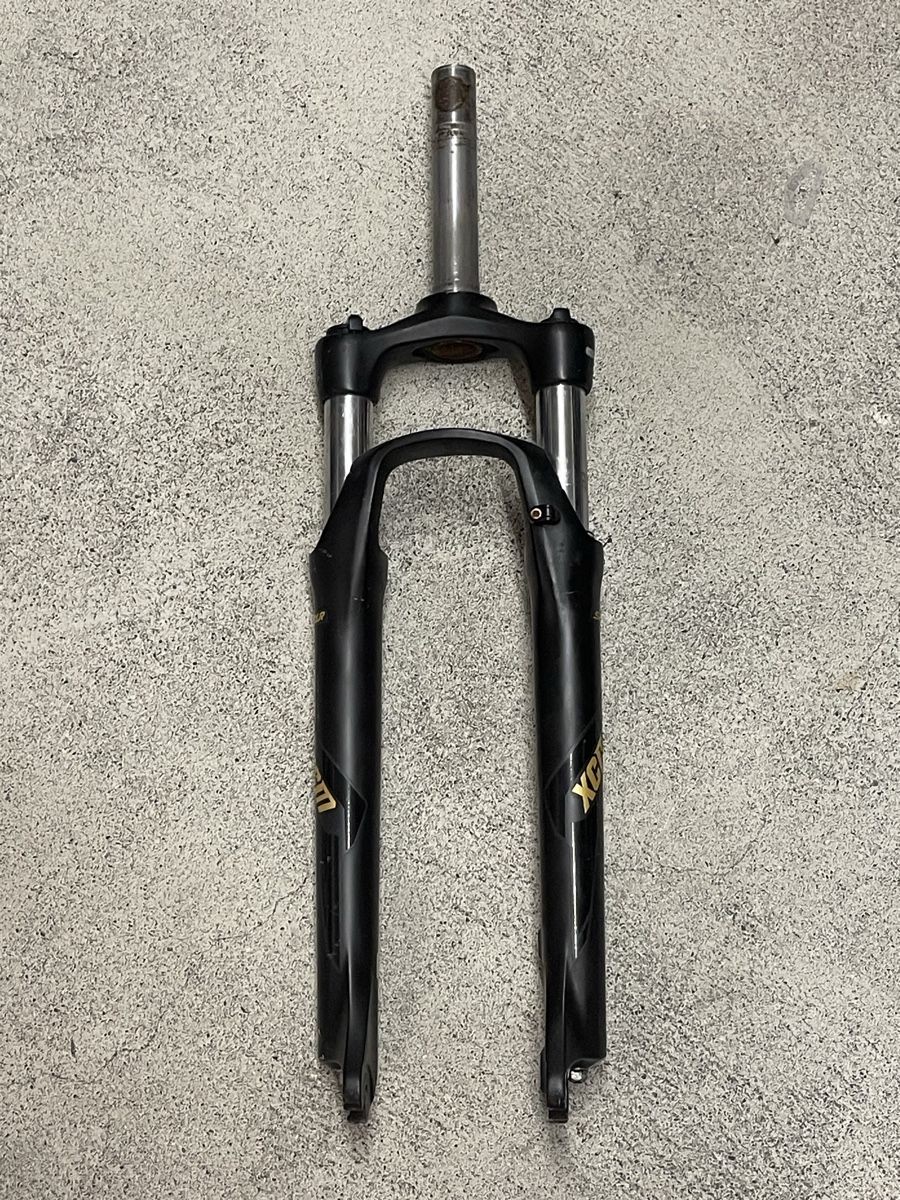 Pièces détachées: SR suntour xcm mit lockout – D'occasion à Wohlen AG par astrafanatik