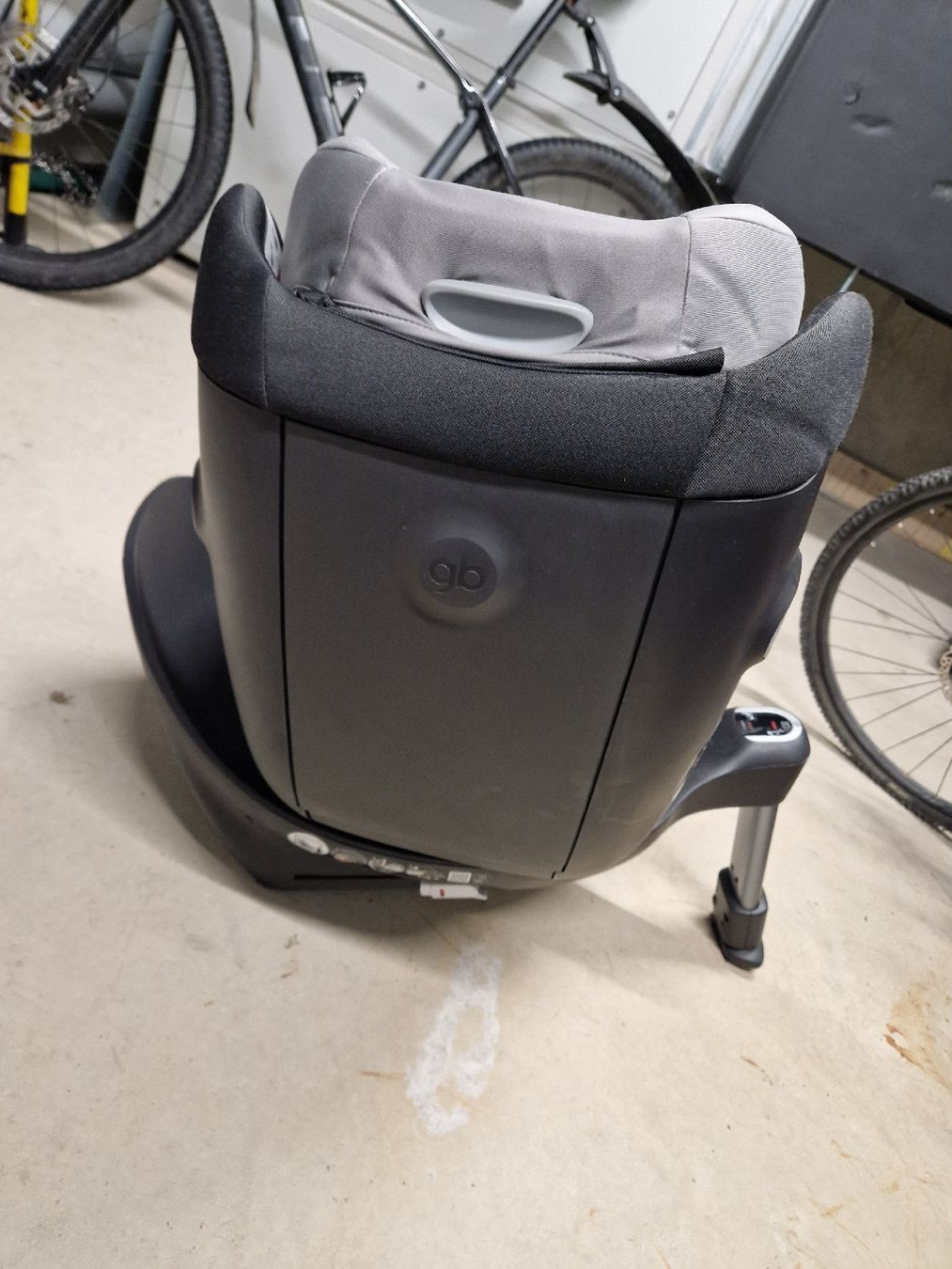 Seggiolini per auto: GB Vaya 2 i-Size Kindersitz – Usato da Bargen BE venduto da flo_8cv6 6