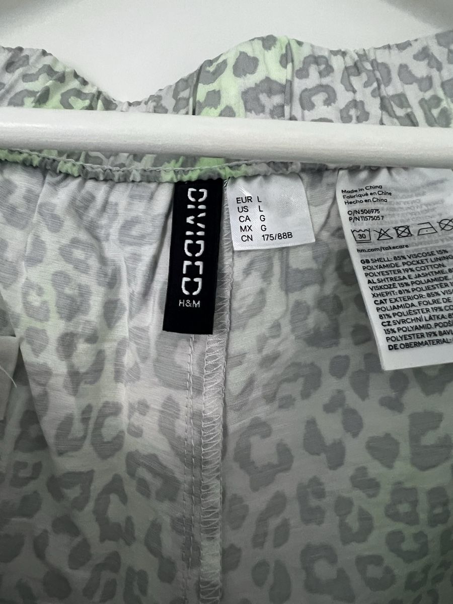 H&M Hosen: Leo Shorts H&M im Grösse L – Neu (gemäss Beschreibung) aus Rüschlikon von Meli_16 1