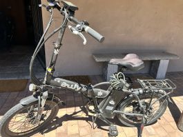 Bici elettrica pieghevole AWLY, perfetta per l'estate!
