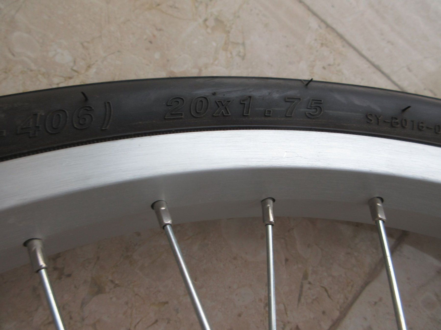 Qu-Ax Biciclette: QU-AX Einrad Only One 20" – Usato da Binningen venduto da tempipassati 6