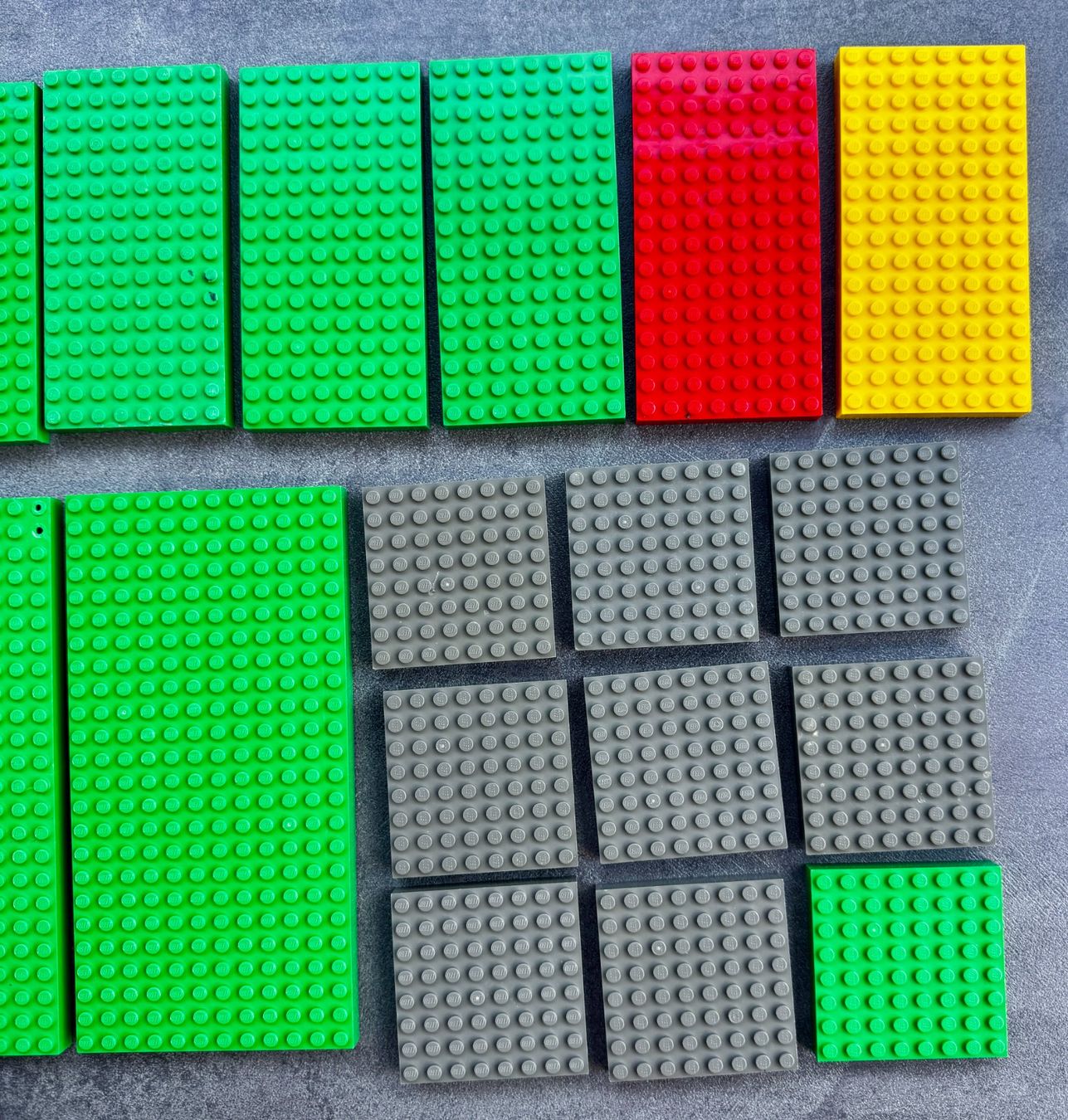 Lego Kit di costruzioni: dicke, stapelbare Lego Platten 28stk. – Usato da Rechthalten venduto da hosme_be 3
