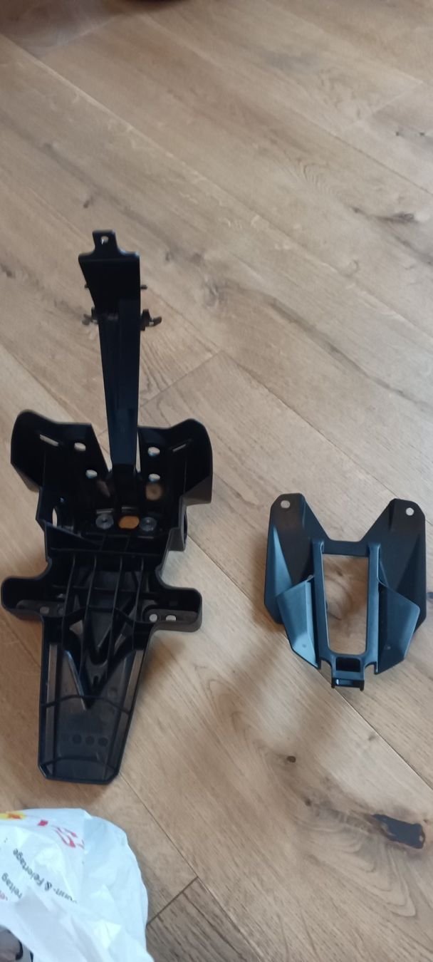 Tutti i ricambio per moto: Yamaha mt-07 Kennzeichenhalter – Usato da Lauerz venduto da tomu555