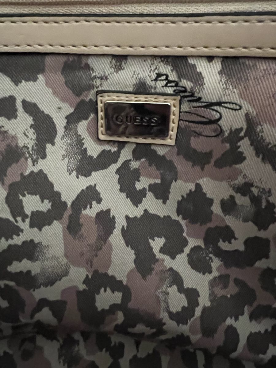 Guess Borse da donna: Guess bag – Usato da Zürich venduto da Zurich_TimeCapsule 4