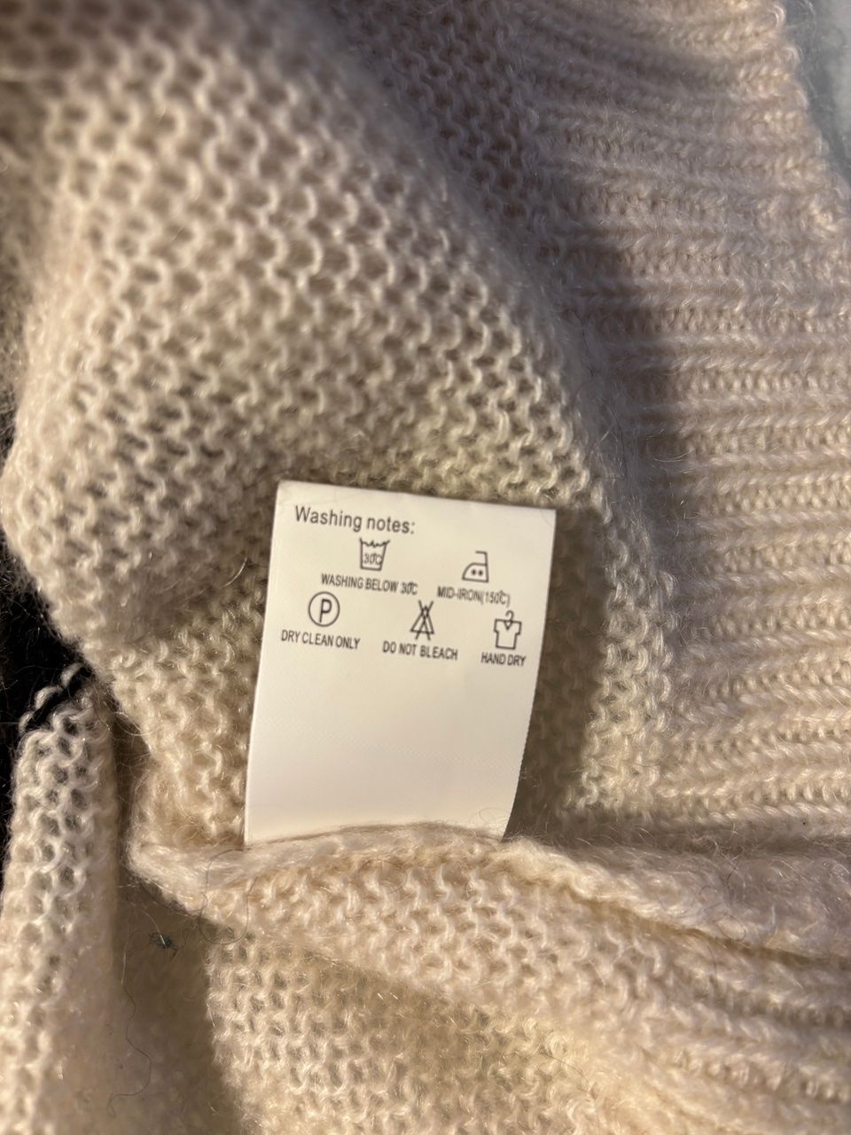 Maglioni & Felpe: Mohair Pullover – Usato da Eglisau venduto da SAM240186 4