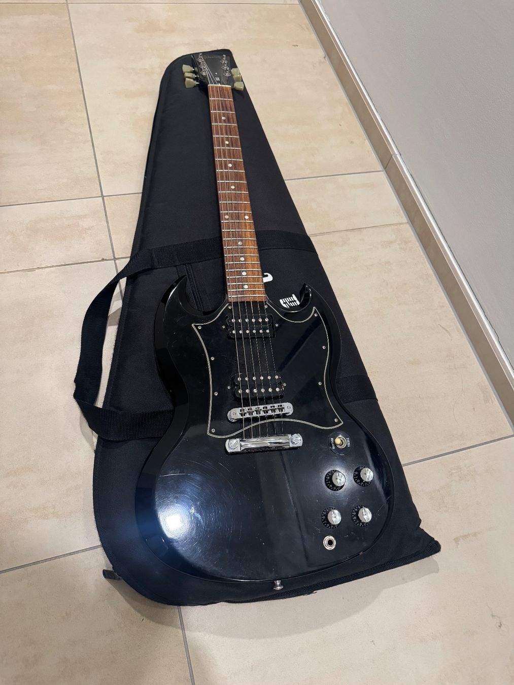 Gibson Strumenti musicali: Gibson SG Black – Usato da Zürich venduto da Drex47