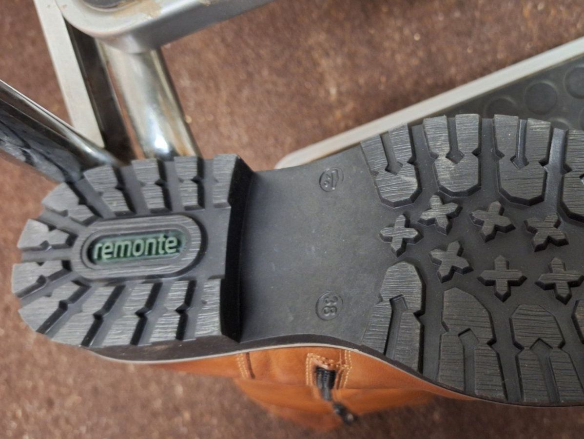Chaussures femmes: Lederstiefel Remonte – D'occasion à Schalunen par Pierinoll 2