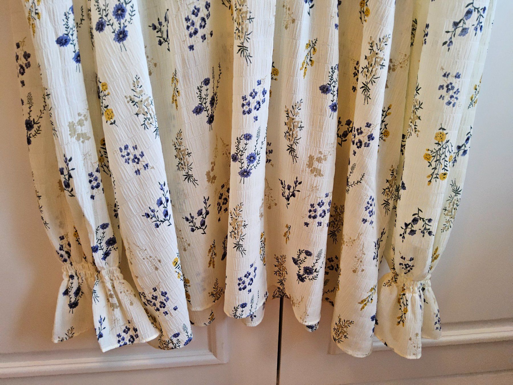 Ba&Sh Camicette: Bash Paris Bluse, Weiss/Blumig, Grösse 0,  oversized, Neu 44 – Usato da Zürich venduto da gutsan 6