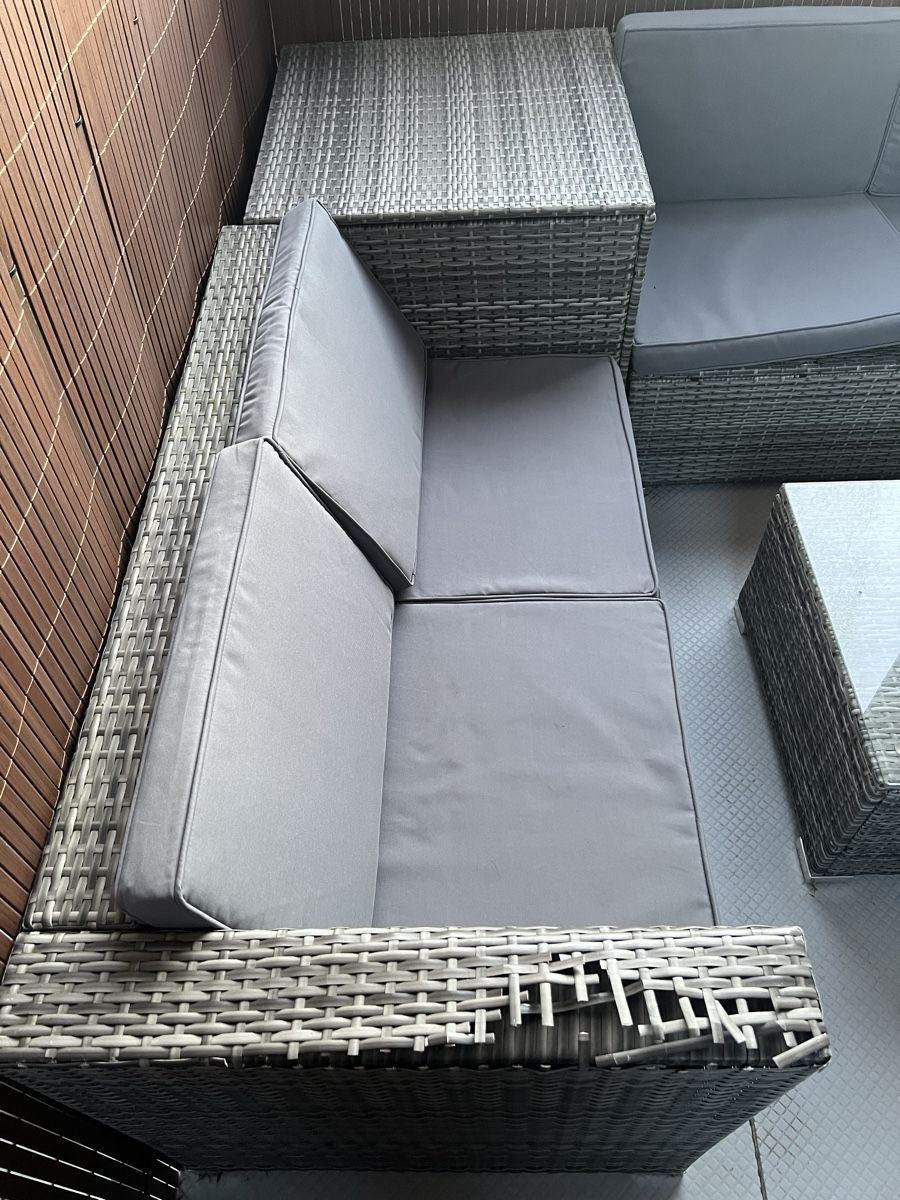 Fauteuils: Rattanlounge Defekt – Défectueux à Winterberg ZH par El-Pavlo 1