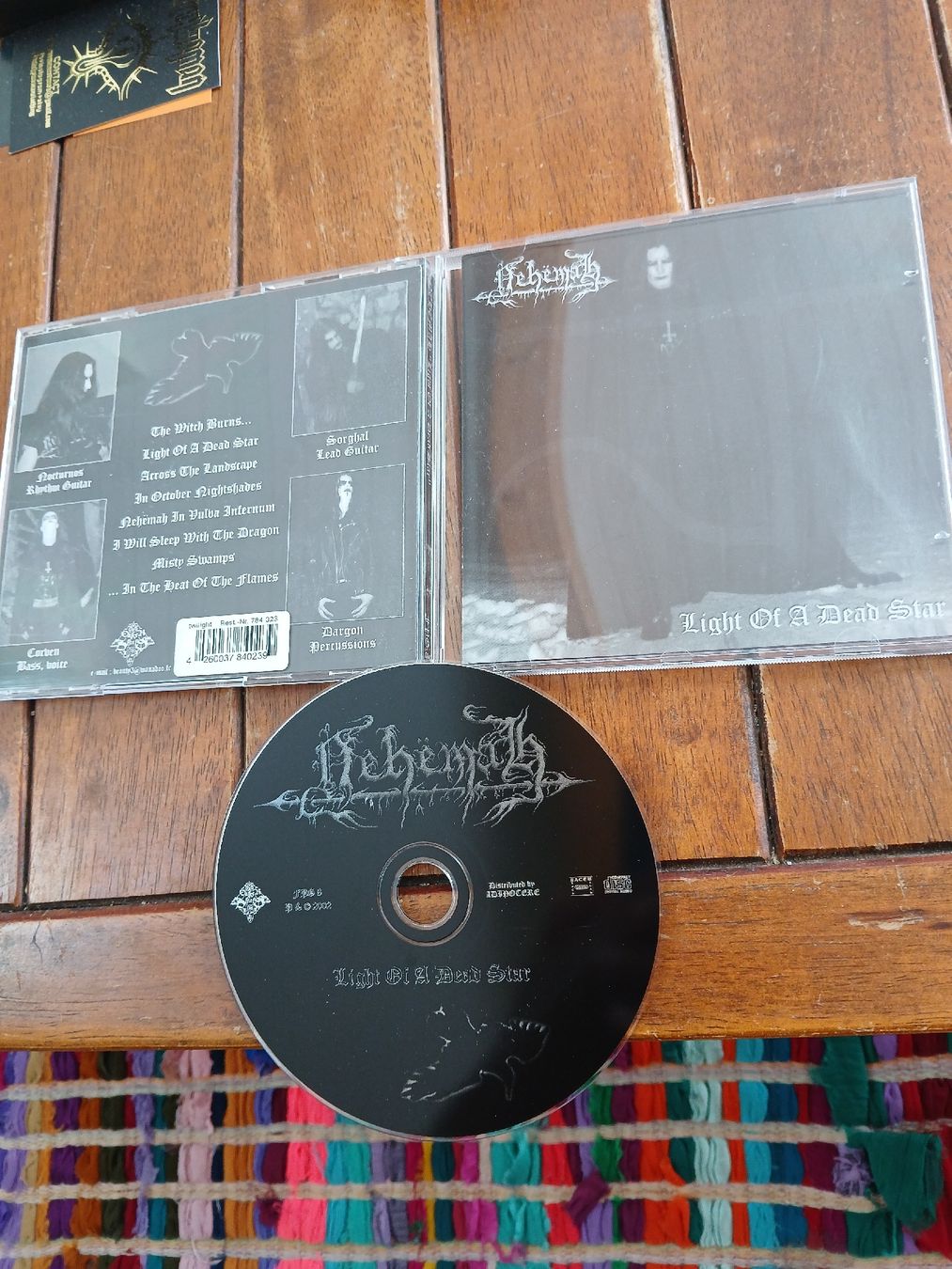 CDs: nehemah - light... – Gebraucht aus St-Cergue von VeganWarrior