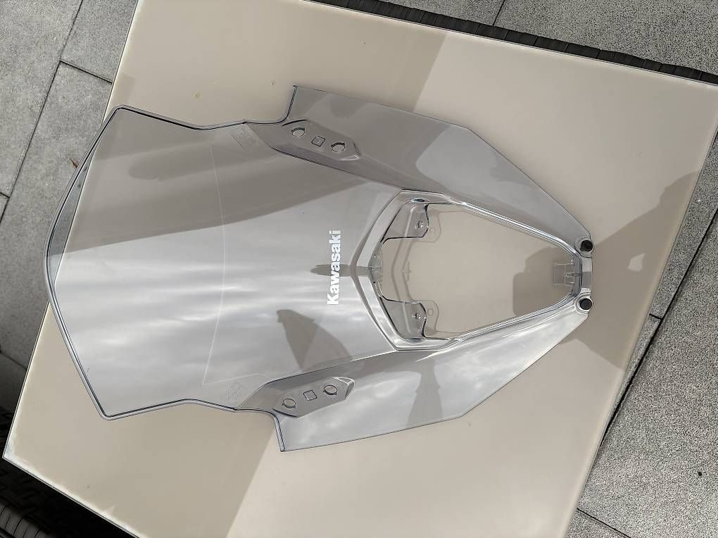 Strasse: Bulle Kawasaki ninja 650 – Neu und originalverpackt aus Bex von lal_9kfv