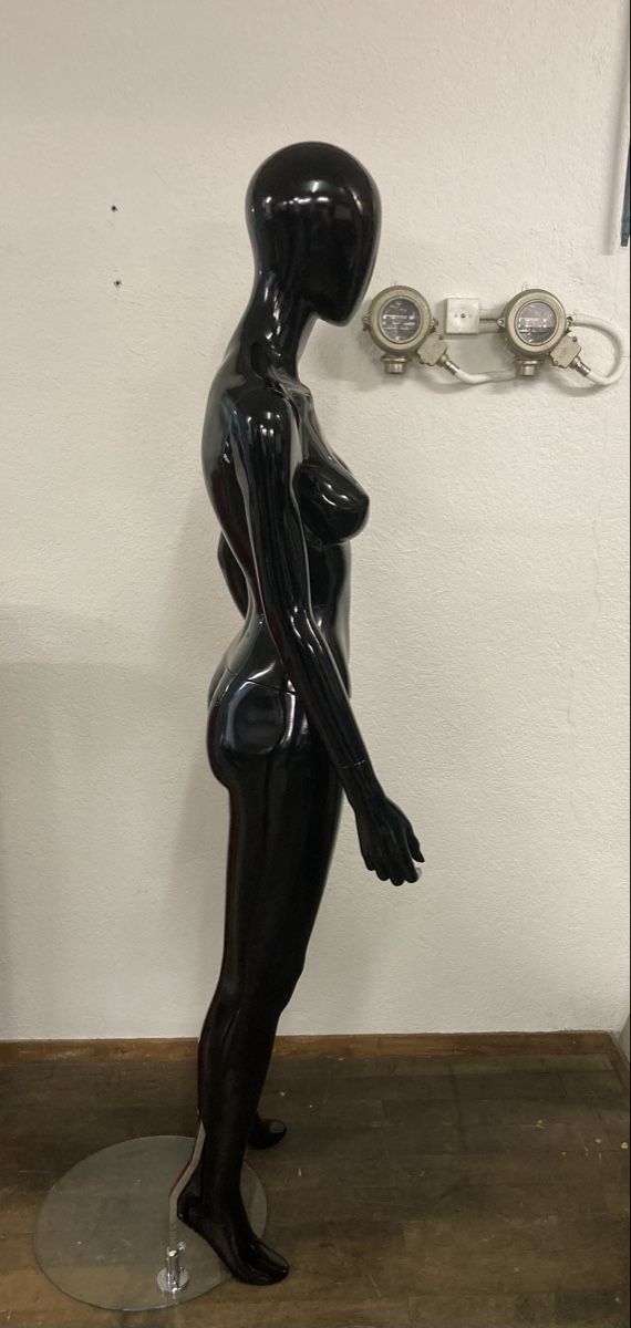 Sonstige Dekorationen & Accessoires: ORIGINAL HANS BOODT Exposition Mannequins  – Gebraucht aus Horgen von Seppus75 9