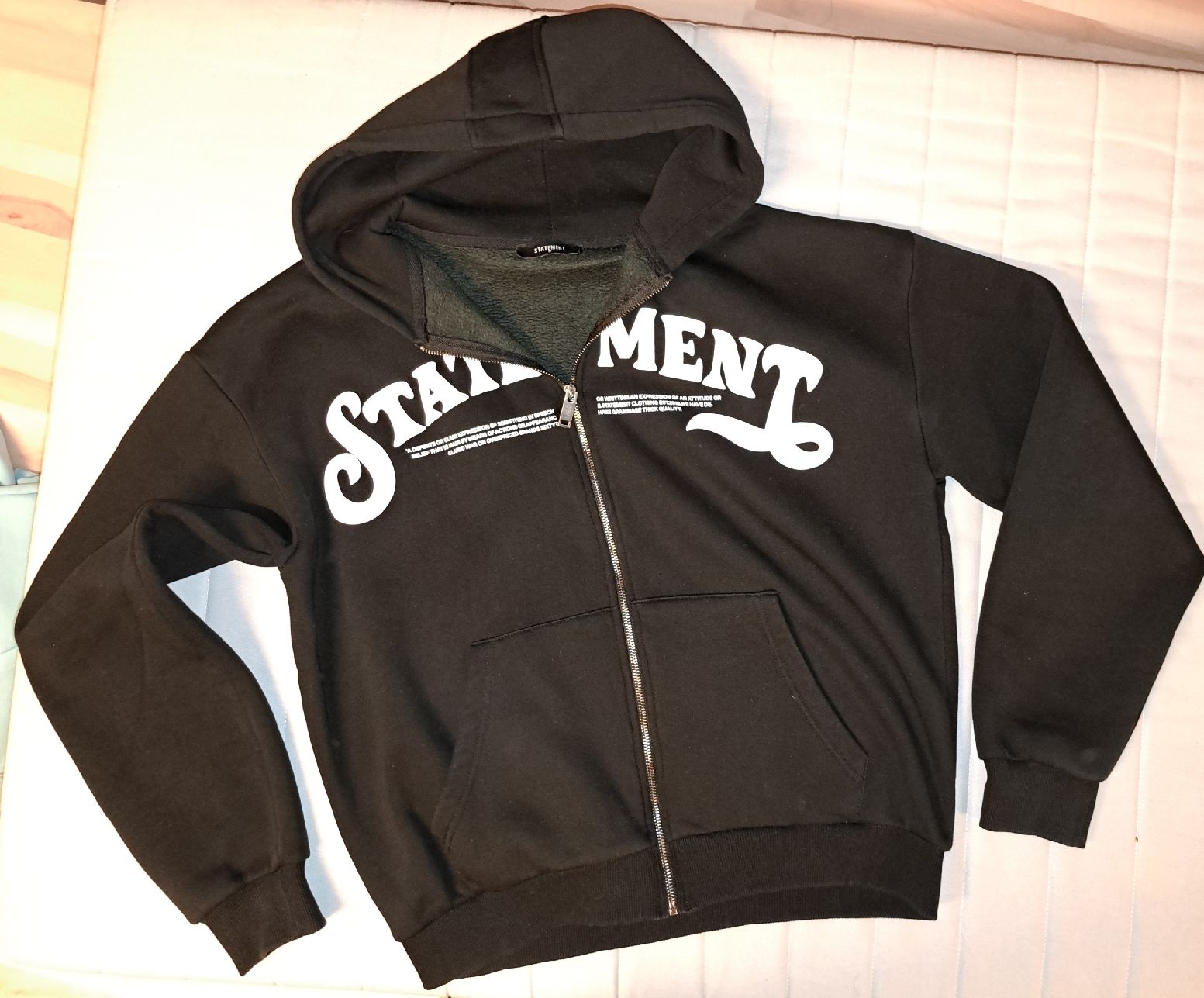 Pullover & Sweatshirts: Jacken 2x Gr M – Neu (gemäss Beschreibung) aus Fischbach-Göslikon von Reddy1 1