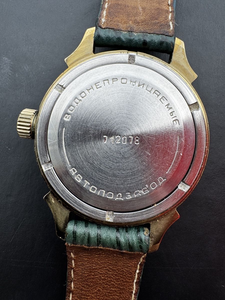 Vostok Orologi: Vintage Vostok, Automatic aus Russia – Usato da Zollikofen venduto da Comcast 8