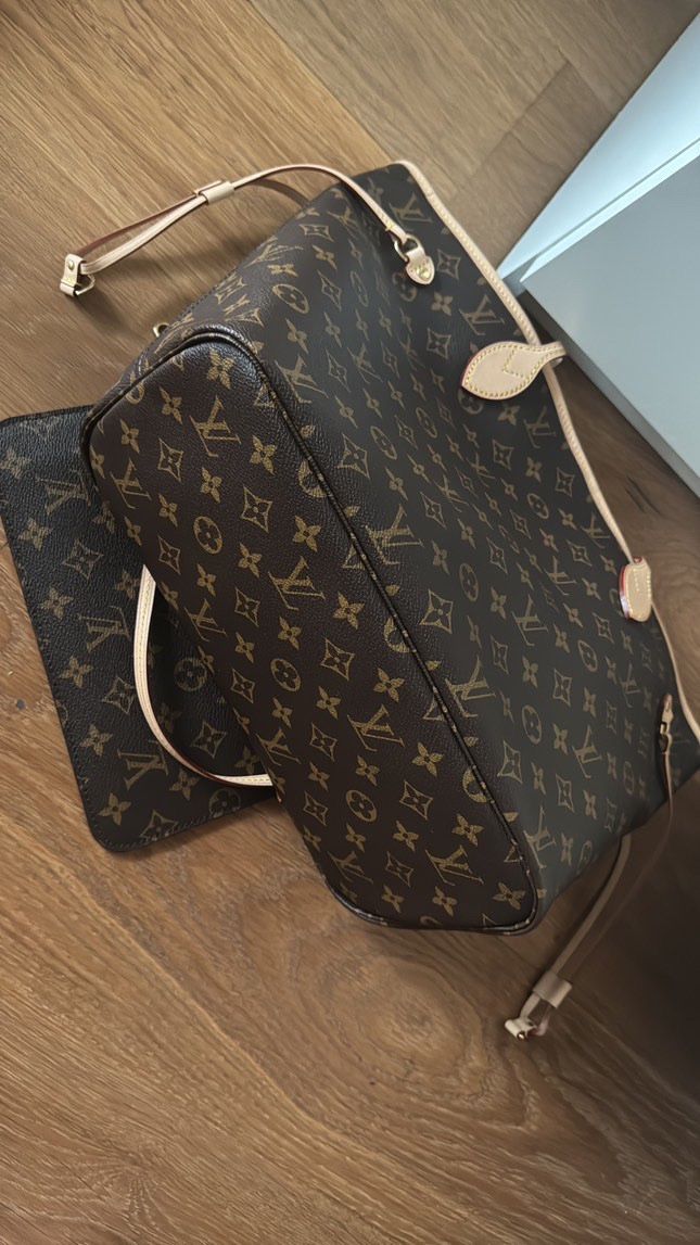 Louis Vuitton Taschen für Damen: Louis Vuitton Neverfull MM – Neu (gemäss Beschreibung) aus Schmerikon von Adrianka55 1