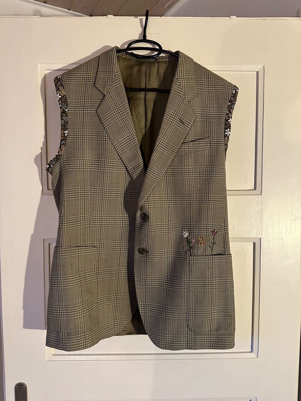 Gilets & Westen: GILET RICAMATO A MANO – Gebraucht aus Zürich von luc_spl8