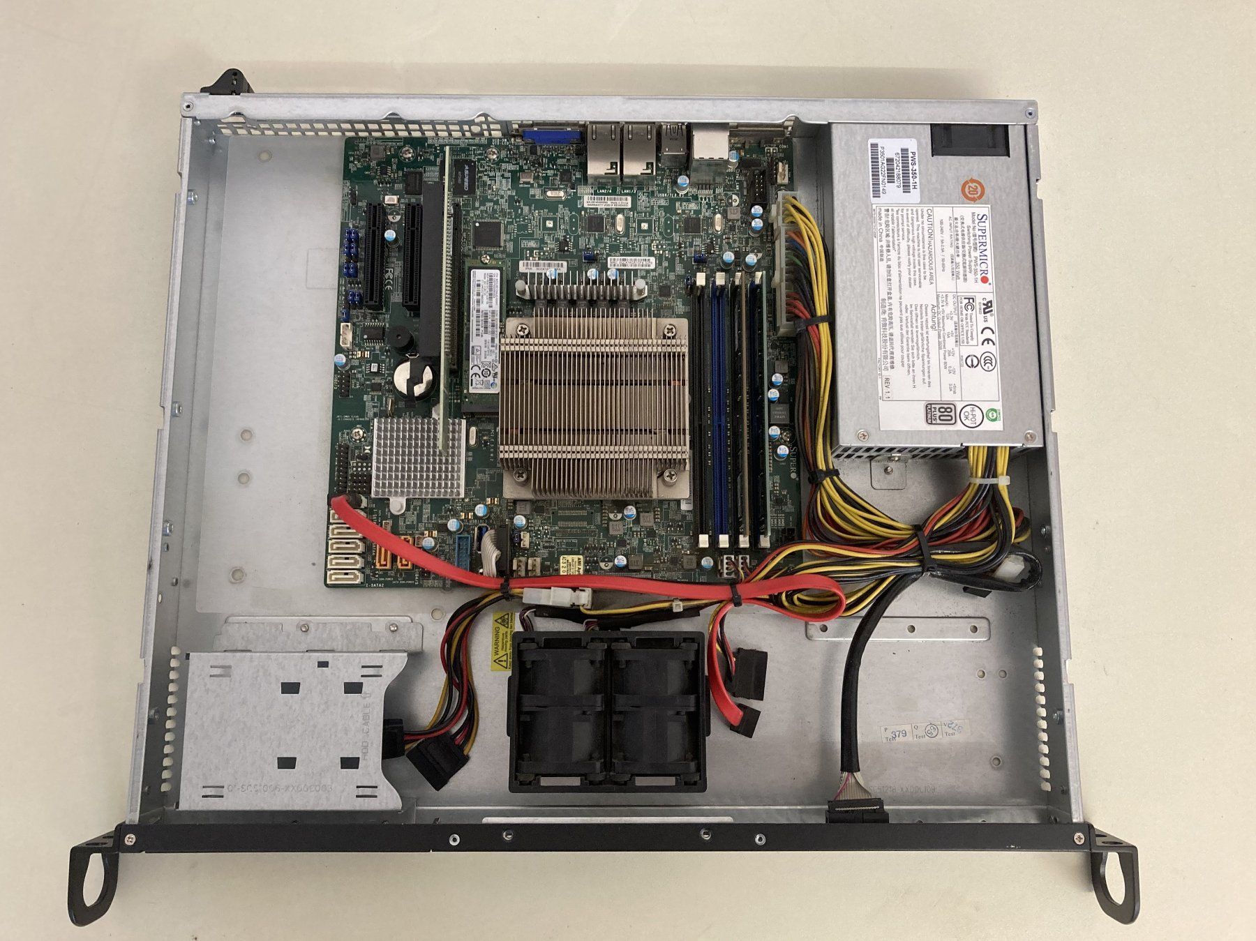 Supermicro Server: Supermicro Server – Usato da Willisau venduto da aronet