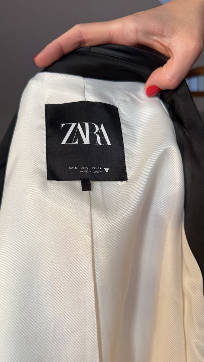Zara Giacche: Chic White Cropped Blazer with Black Lapels - Size S – Nuovo (secondo la descrizione) da Zürich venduto da eli_t8nw 7