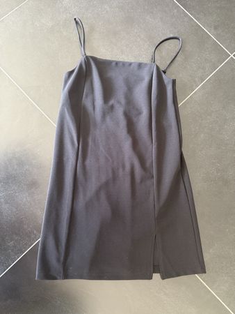 Schwarzes kurzes Sommerkleid von H&M, Grösse XS