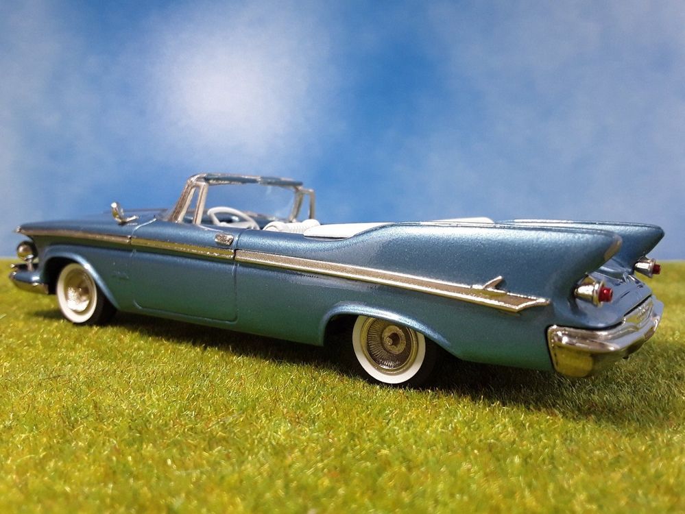 CHRYSLER NEWPORT 1940 Jaune BROOKLIN MODELS 1:43 de reference N°8