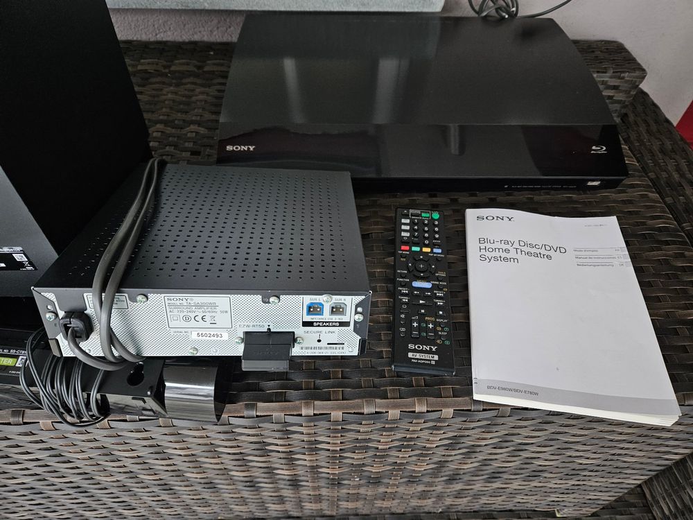 Sony Home Cinema: Home Theatre System kompl.mit LS /DVD-CD Sony Blue-ray Disc – Usato da Einsiedeln venduto da Salusa 5
