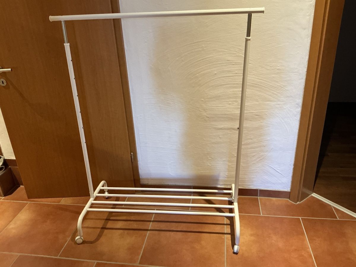 Ikea Guardaroba: KLEIDERSTÄNDER – Usato da Müllheim Dorf venduto da vieste77
