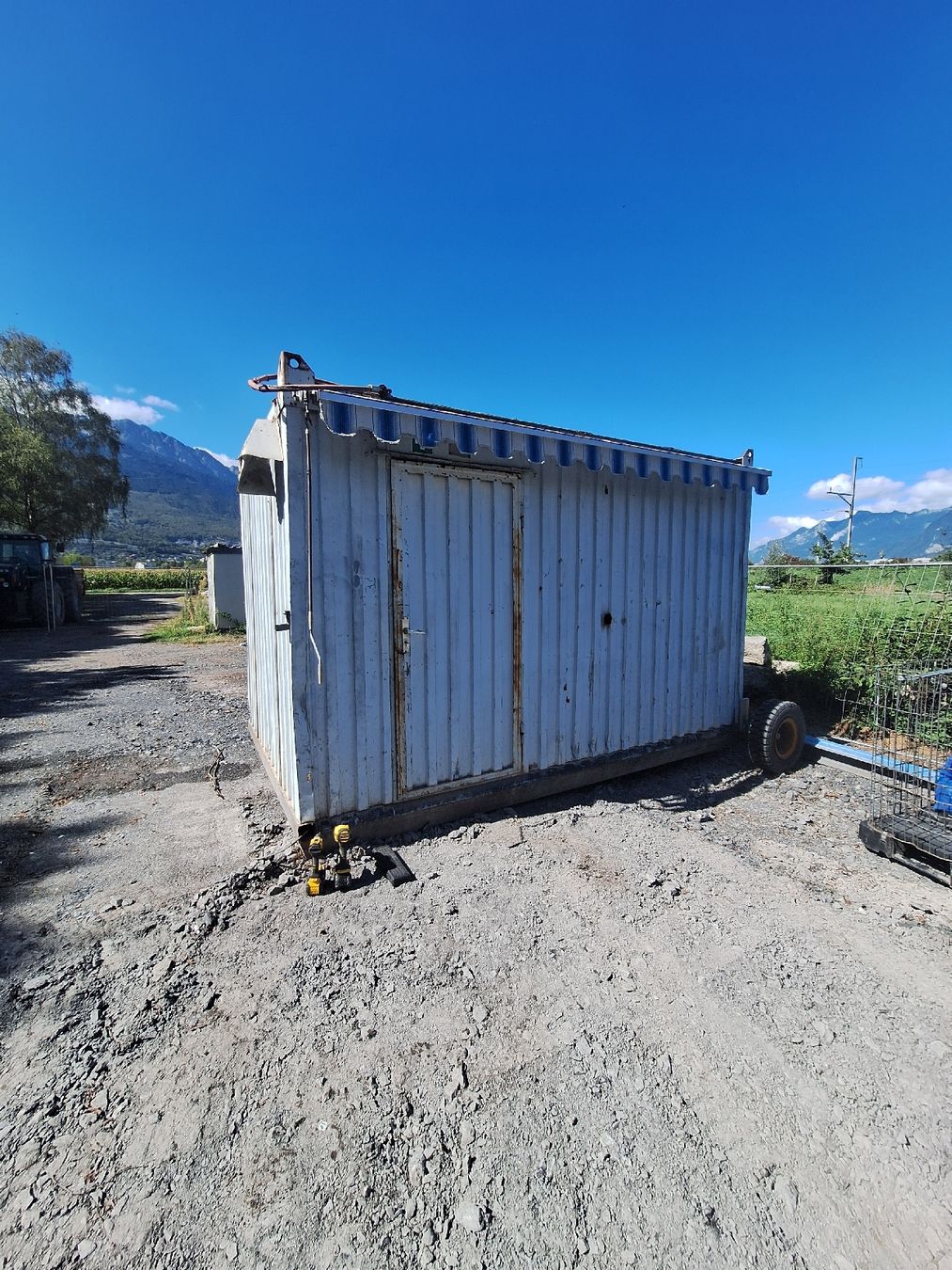 Autres articles bureau & commerces: à vendre container  – D'occasion à Troistorrents par Marie_anna_vs 5
