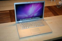 Vintage MacBook Pro 4,1 mit dem seltenen OSX Snow Leopard