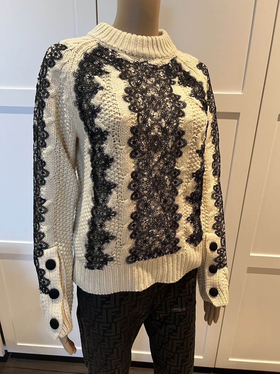 Zara Pulls & Sweat-shirts: Zara Pulli Gr. L – D'occasion à Kilchberg ZH par Lisavivienne