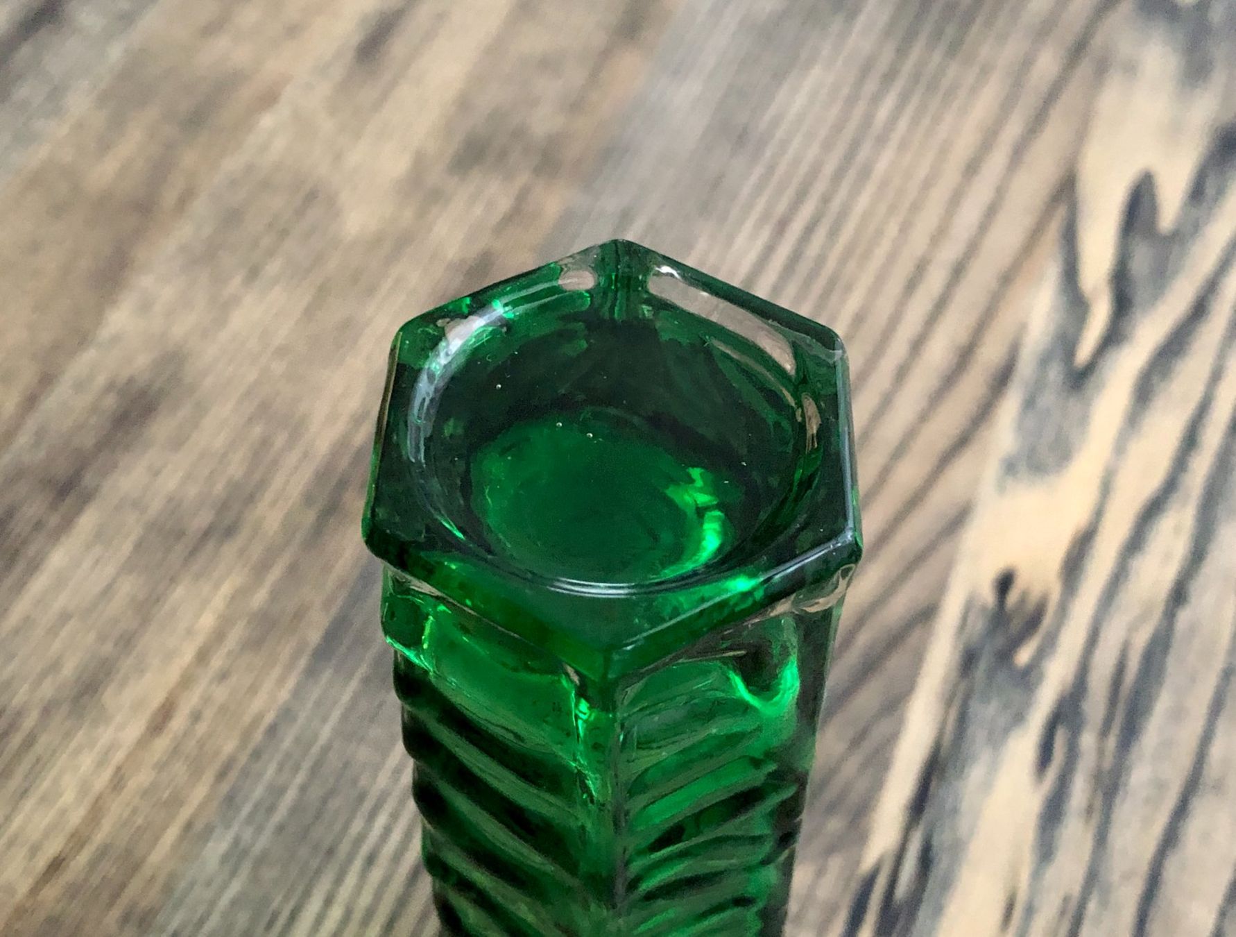 Vasen & Gefässe: Vintage Vase Blumenvase grün hexagonal – Gebraucht aus Berg am Irchel von  6
