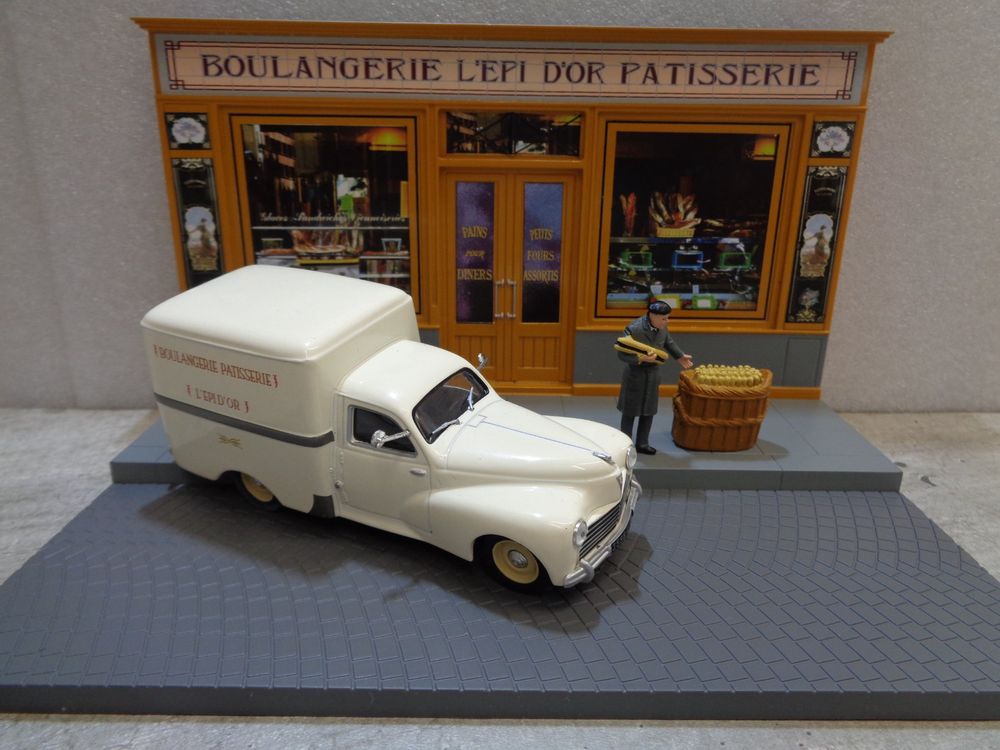 Altaya 1:43 Peugeot 203 Diorama Boulangerie 1