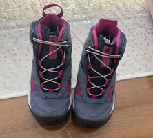 Wanderschuh Gr 28 Quechua Neu und ungetragen