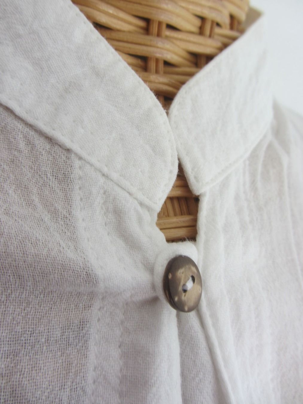 Blusen: ARTITS - Vintage Bluse weiss L – Gebraucht aus Zürich von Diazaio 2