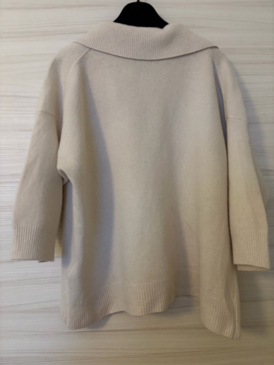 Massimo Dutti Maglioni & Felpe: Massimo Dutti Cashmere Blend Sweater, Size M, Cream – Nuovo (secondo la descrizione) da Sorengo venduto da dis_tfq6 5