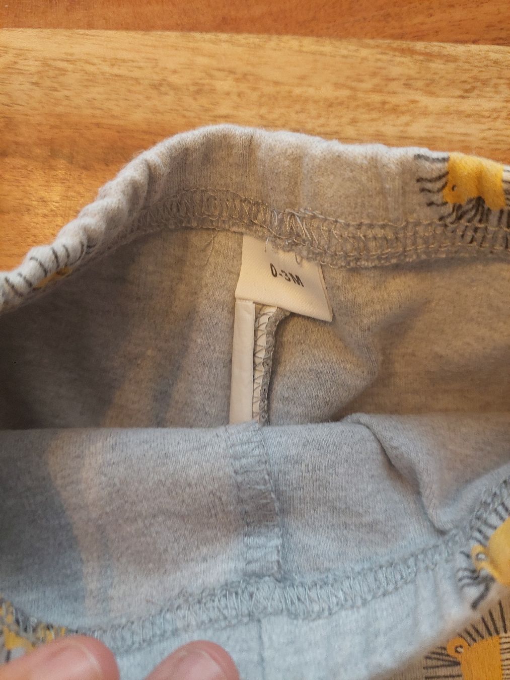 Hosen: Hose Gr.0- 3 Monate Löwe – Gebraucht aus Sissach von zwwerg 1